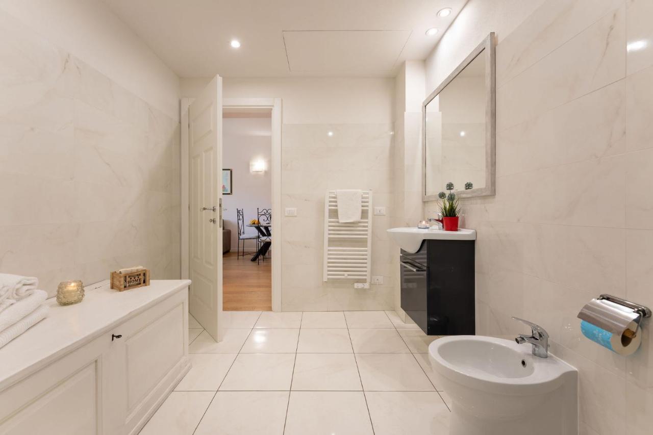 Santa Maria Novella - Flo Apartments Florencja Zewnętrze zdjęcie