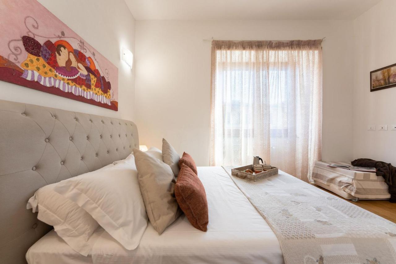 Santa Maria Novella - Flo Apartments Florencja Zewnętrze zdjęcie